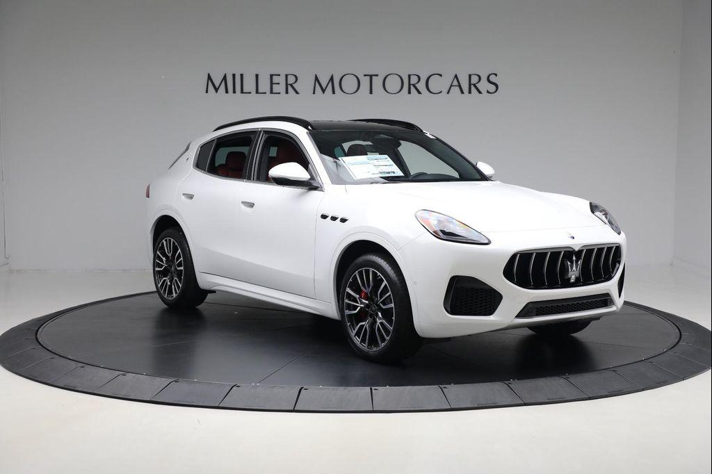 new 2025 Maserati Grecale car, priced at $85,309