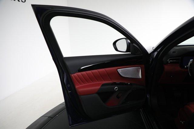 new 2025 Maserati Grecale car, priced at $84,368