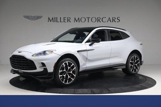 used 2023 Aston Martin DBX car