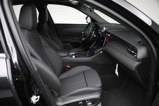 new 2025 Maserati Grecale car, priced at $77,058