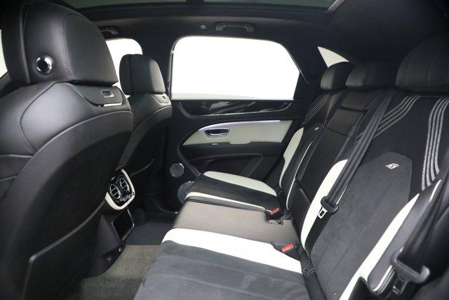 used 2023 Bentley Bentayga car