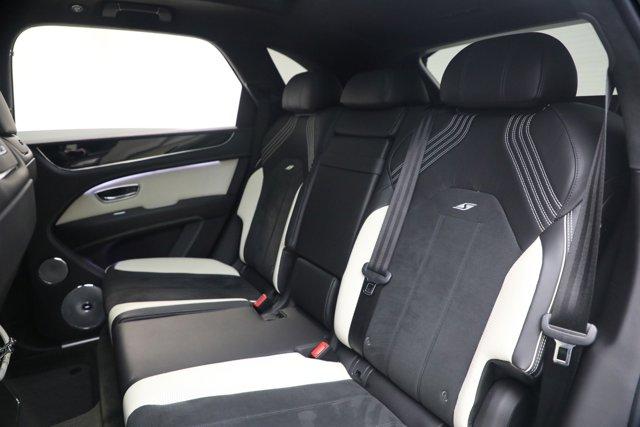 used 2023 Bentley Bentayga car