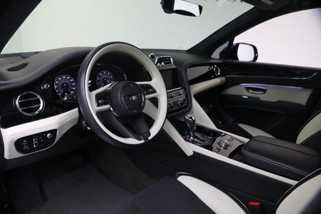 used 2023 Bentley Bentayga car