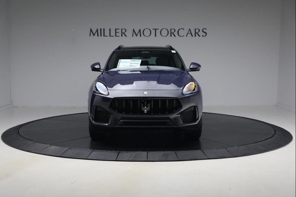 new 2026 Maserati Grecale car, priced at $102,503