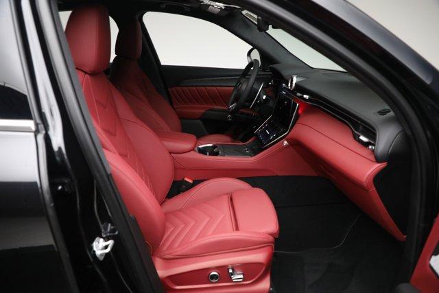 new 2025 Maserati Grecale car, priced at $86,454
