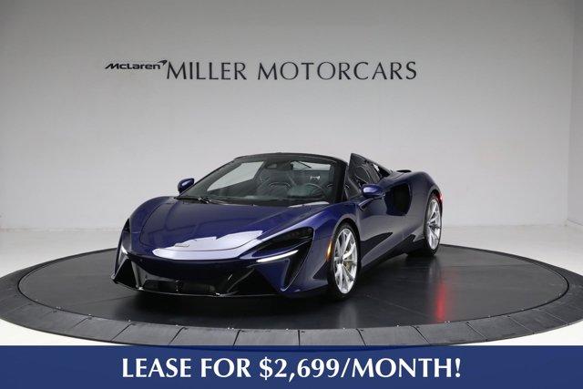 new 2025 McLaren Artura car, priced at $327,158