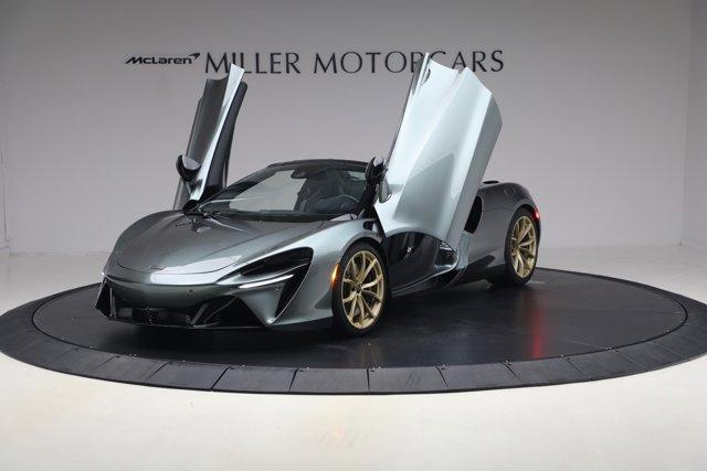 new 2026 McLaren Artura car, priced at $337,300