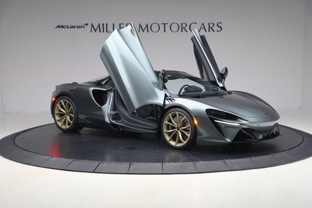 new 2026 McLaren Artura car, priced at $337,300
