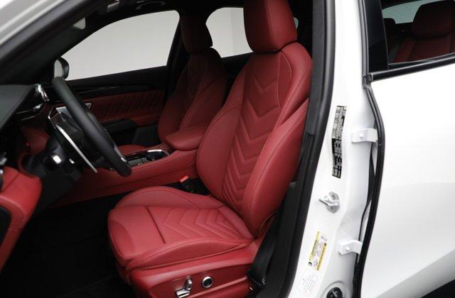 new 2025 Maserati Grecale car, priced at $72,587