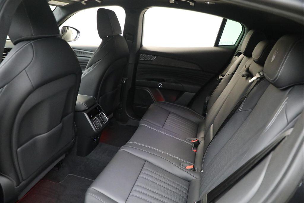 new 2025 Maserati Grecale car, priced at $84,679