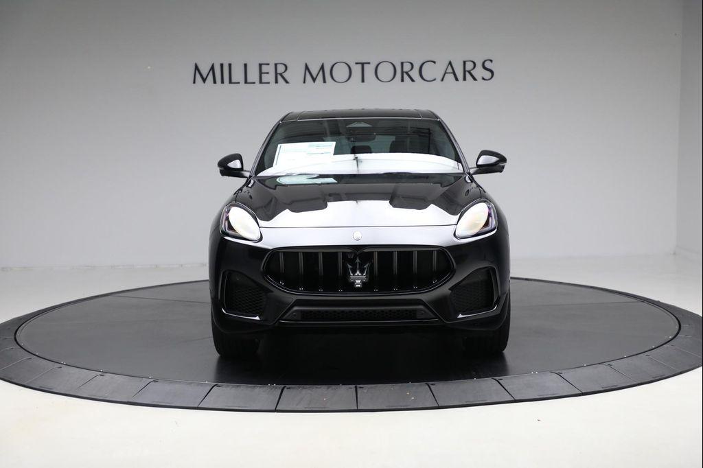 new 2025 Maserati Grecale car, priced at $84,679