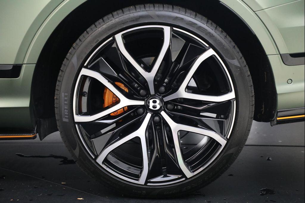 new 2026 Bentley Bentayga car
