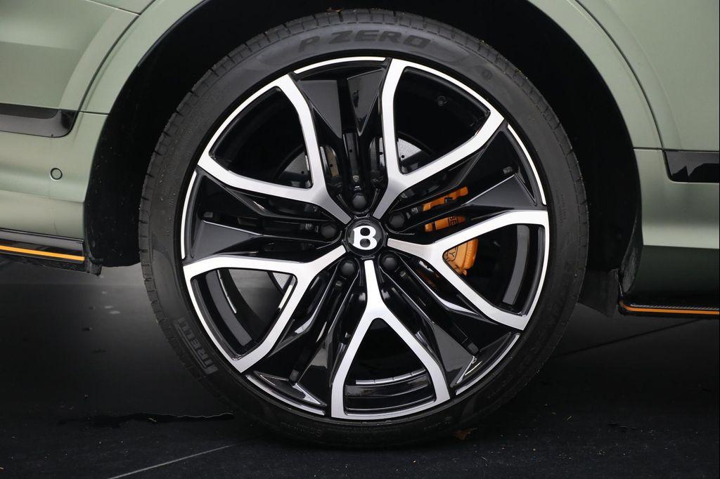 new 2026 Bentley Bentayga car