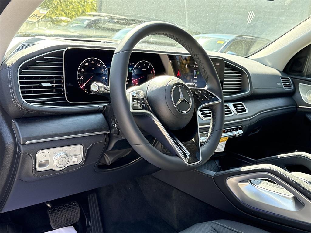 new 2026 Mercedes-Benz GLE 450 car, priced at $91,150