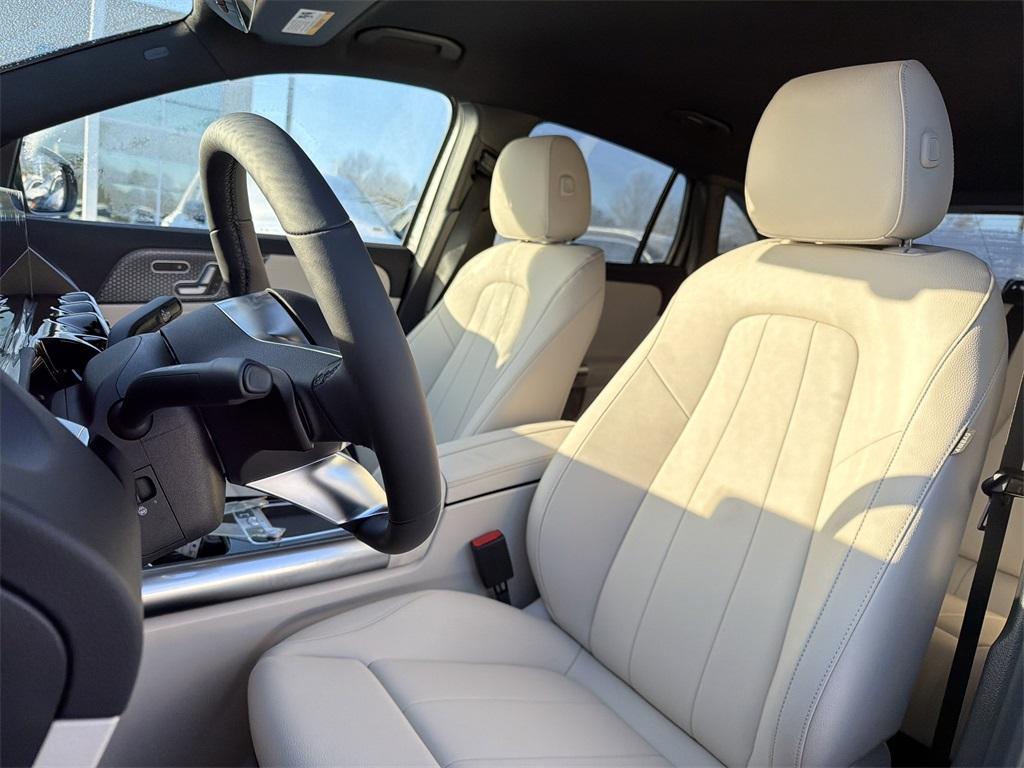 new 2026 Mercedes-Benz GLA 250 car, priced at $48,635