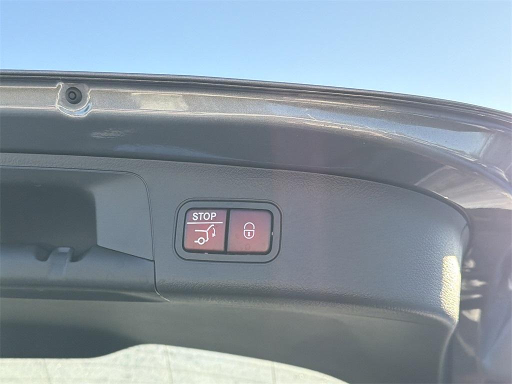 new 2026 Mercedes-Benz GLA 250 car, priced at $48,635