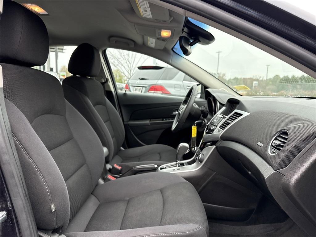 used 2016 Chevrolet Cruze Limited car, priced at $8,900