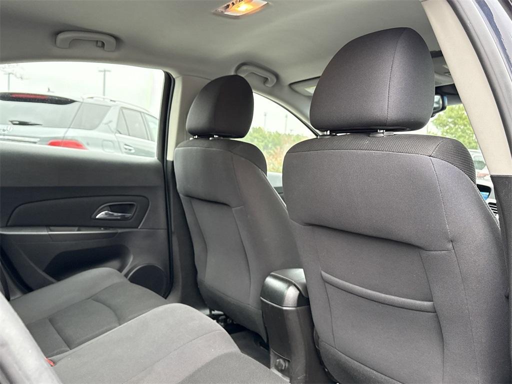 used 2016 Chevrolet Cruze Limited car, priced at $8,900