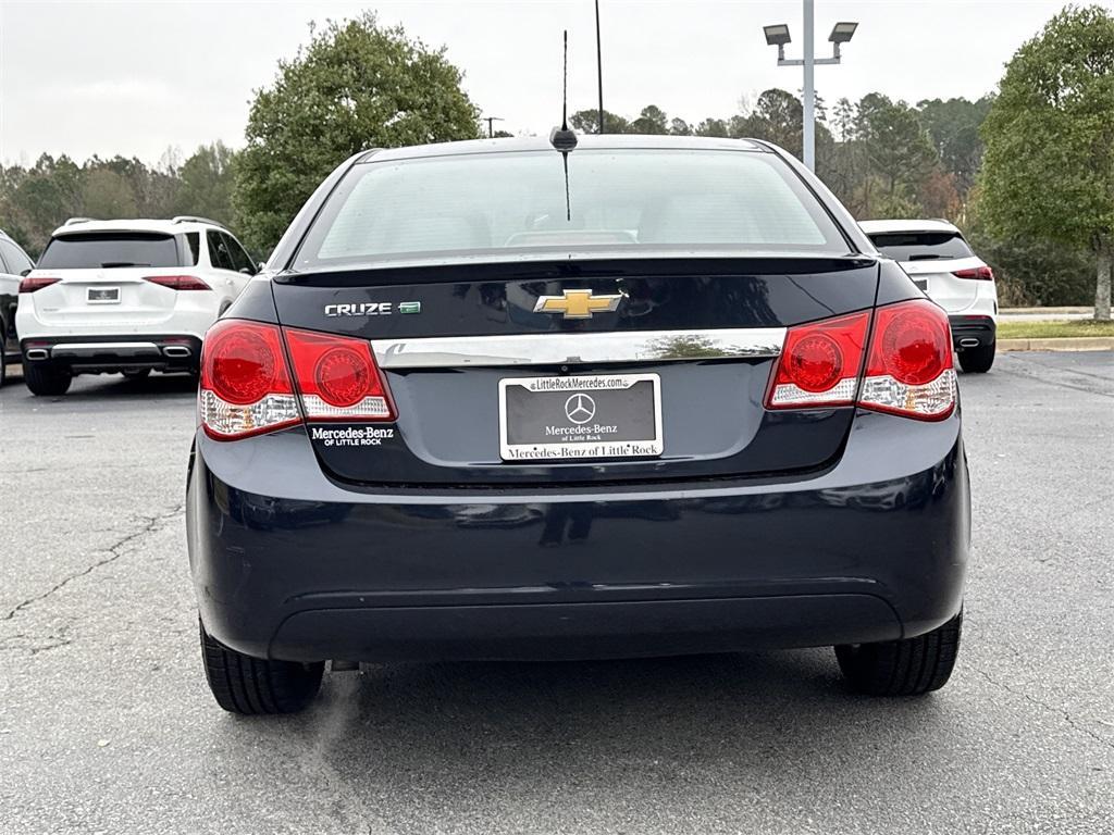 used 2016 Chevrolet Cruze Limited car, priced at $8,900