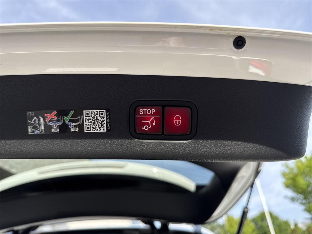 new 2025 Mercedes-Benz GLC 350e car, priced at $68,060