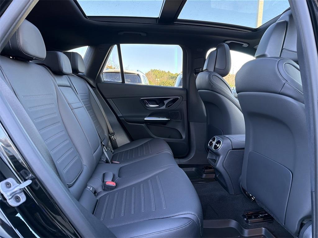 new 2025 Mercedes-Benz GLC 300 car, priced at $57,835