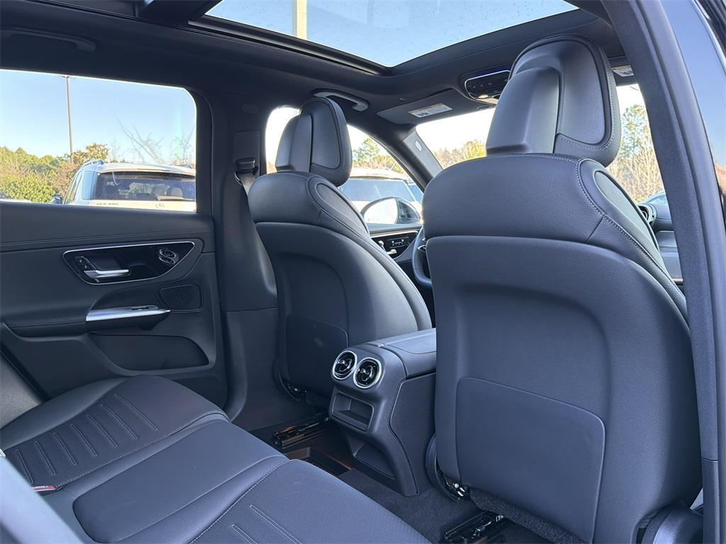 new 2025 Mercedes-Benz GLC 300 car, priced at $57,835