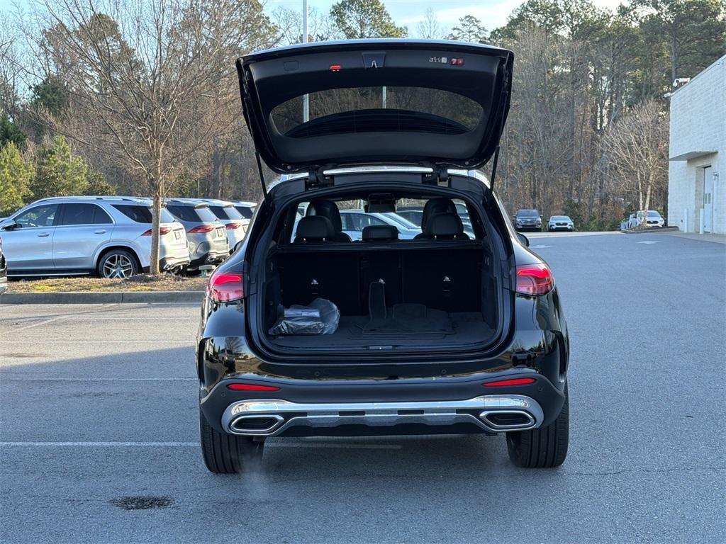 new 2025 Mercedes-Benz GLC 300 car, priced at $57,835