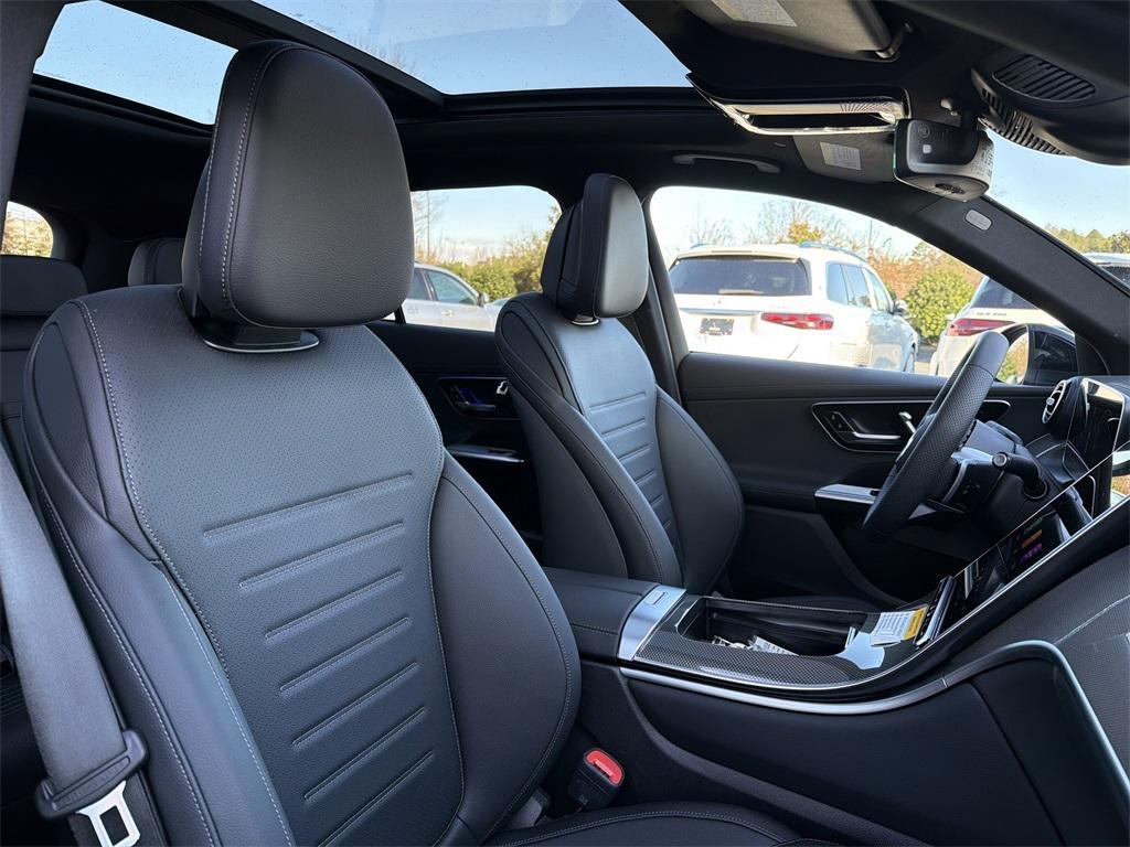 new 2025 Mercedes-Benz GLC 300 car, priced at $57,835