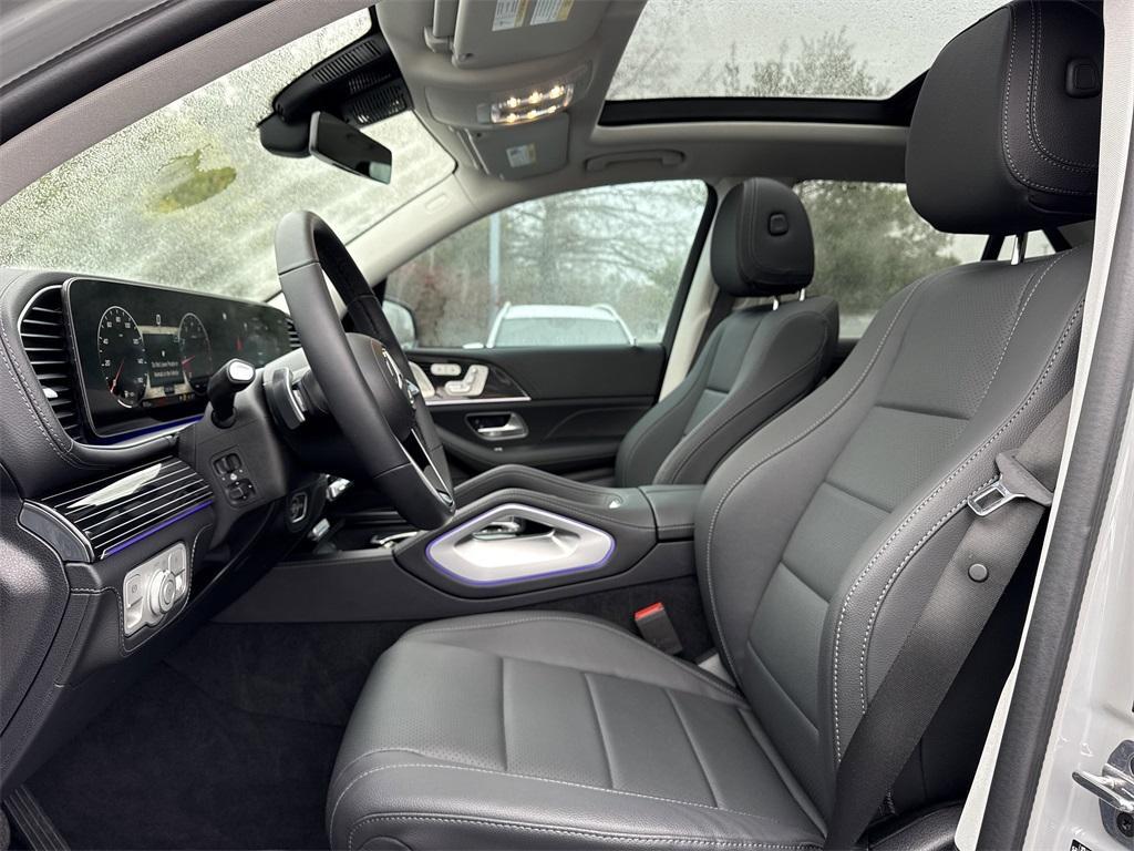 used 2025 Mercedes-Benz GLE 350 car, priced at $61,544