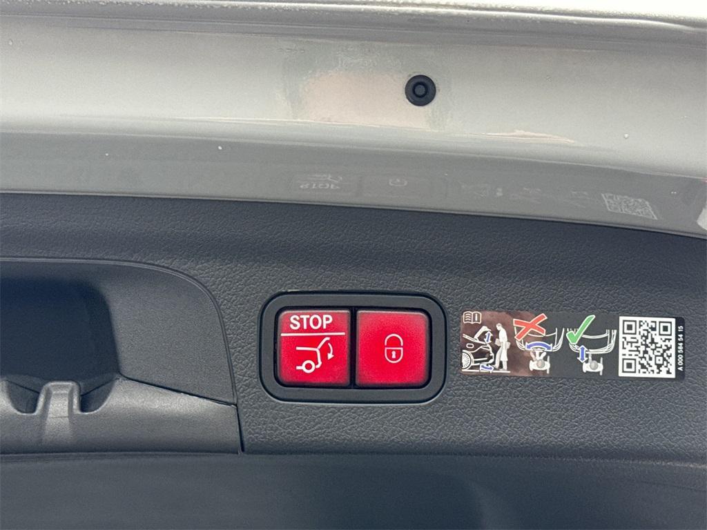 used 2025 Mercedes-Benz GLE 350 car, priced at $61,544