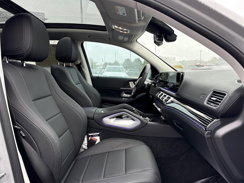 used 2025 Mercedes-Benz GLE 350 car, priced at $61,544