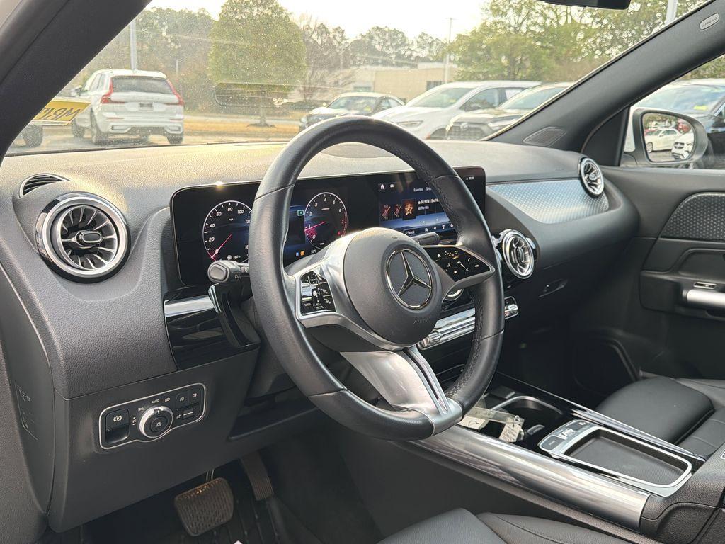 used 2025 Mercedes-Benz GLA 250 car, priced at $31,246