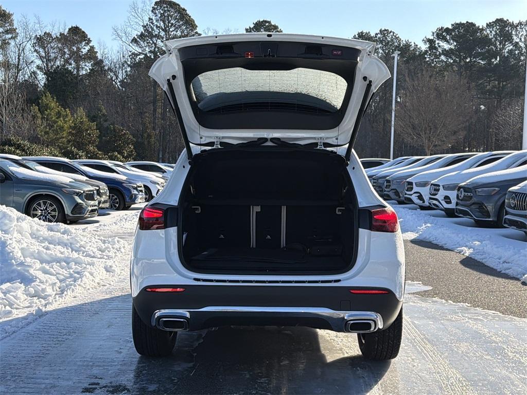 new 2026 Mercedes-Benz GLA 250 car, priced at $47,535
