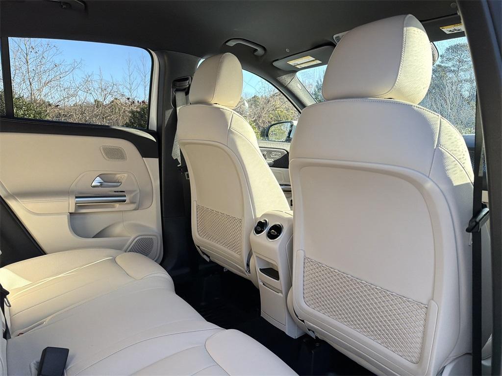 new 2026 Mercedes-Benz GLA 250 car, priced at $47,535