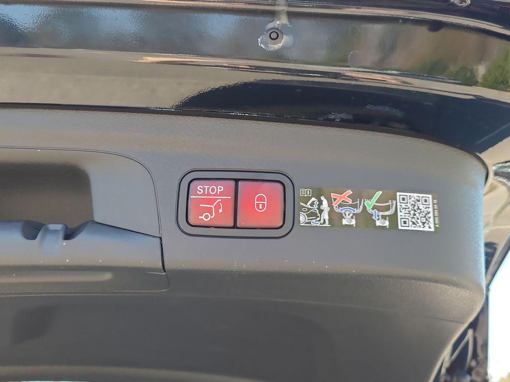 new 2026 Mercedes-Benz GLE 450 car, priced at $83,980