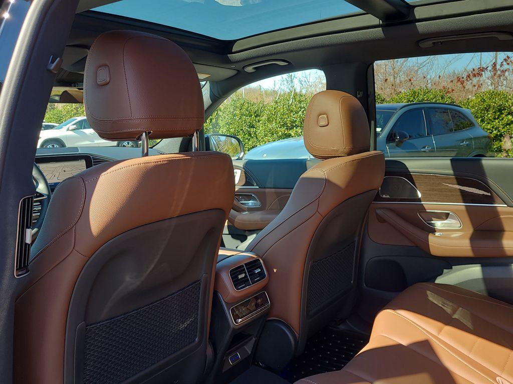 new 2026 Mercedes-Benz GLE 450 car, priced at $83,980