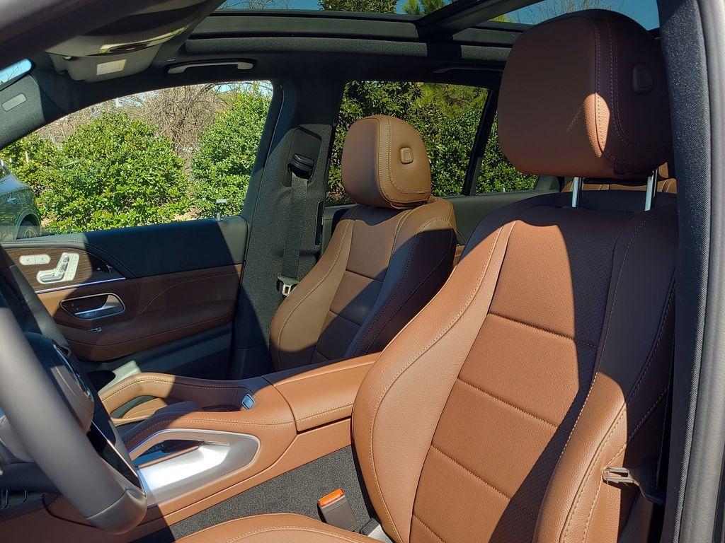 new 2026 Mercedes-Benz GLE 450 car, priced at $83,980