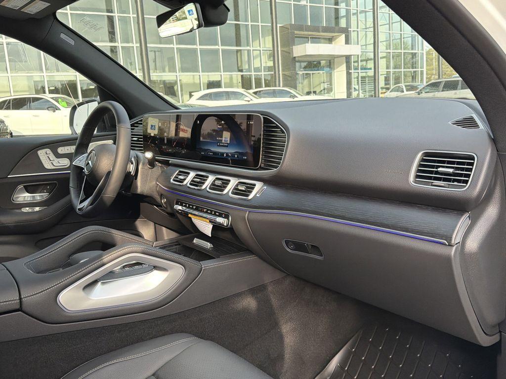 new 2026 Mercedes-Benz GLE 450 car, priced at $80,250