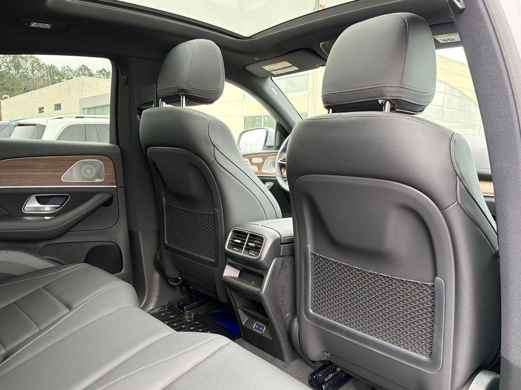 new 2026 Mercedes-Benz GLE 450 car, priced at $81,110