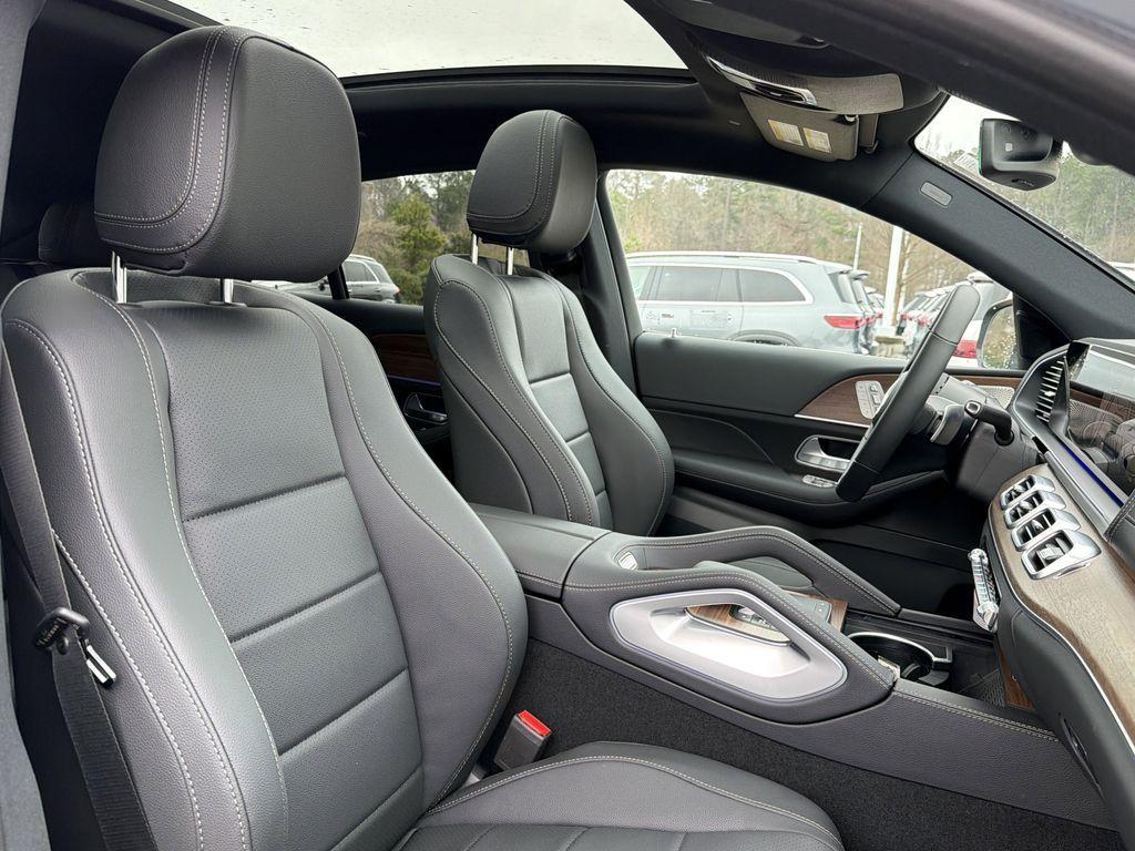 new 2026 Mercedes-Benz GLE 450 car, priced at $81,110