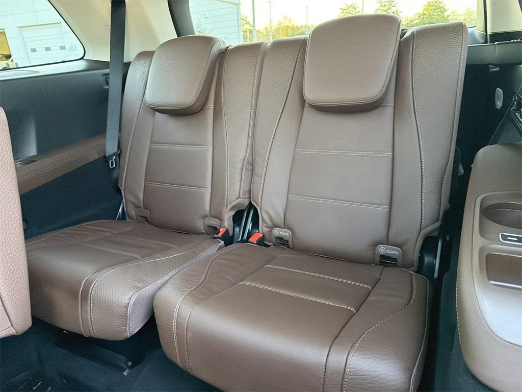 new 2026 Mercedes-Benz GLS 450 car, priced at $101,350