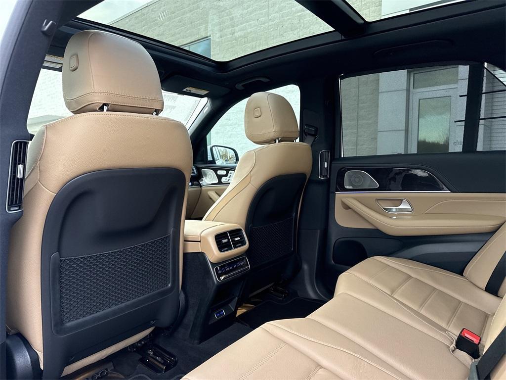 new 2026 Mercedes-Benz GLE 350 car, priced at $77,200
