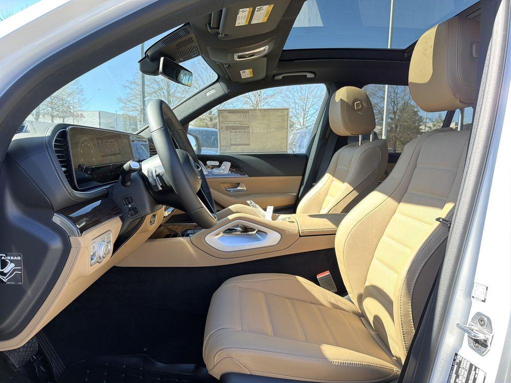 new 2026 Mercedes-Benz GLE 450 car, priced at $85,670