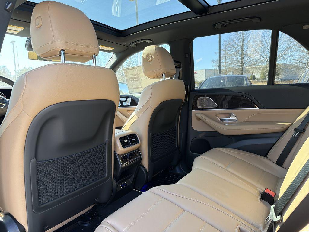 new 2026 Mercedes-Benz GLE 450 car, priced at $85,670