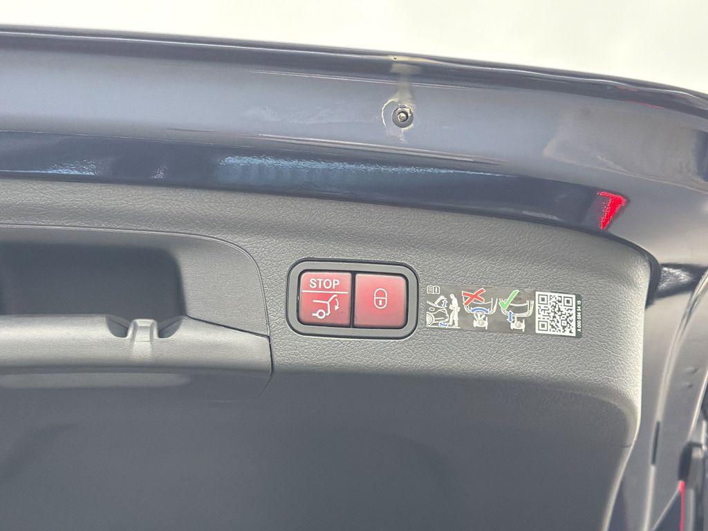 new 2026 Mercedes-Benz GLE 450 car, priced at $86,770