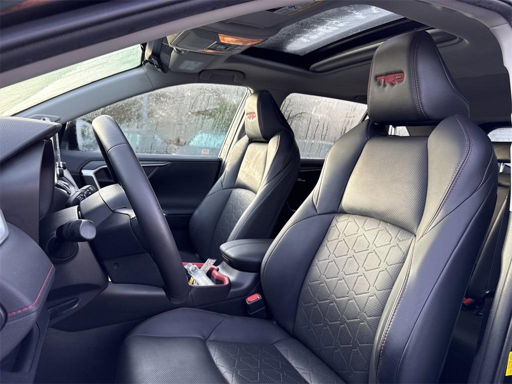 used 2020 Toyota RAV4 car, priced at $29,241