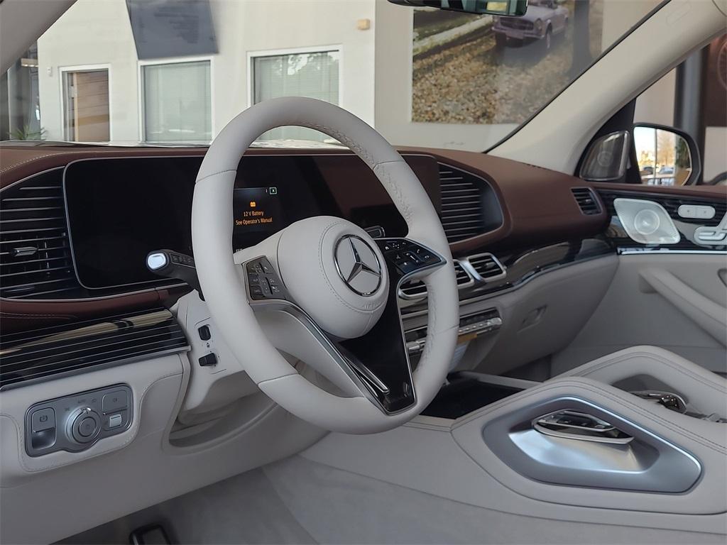 new 2026 Mercedes-Benz Maybach GLS 600 car, priced at $192,200
