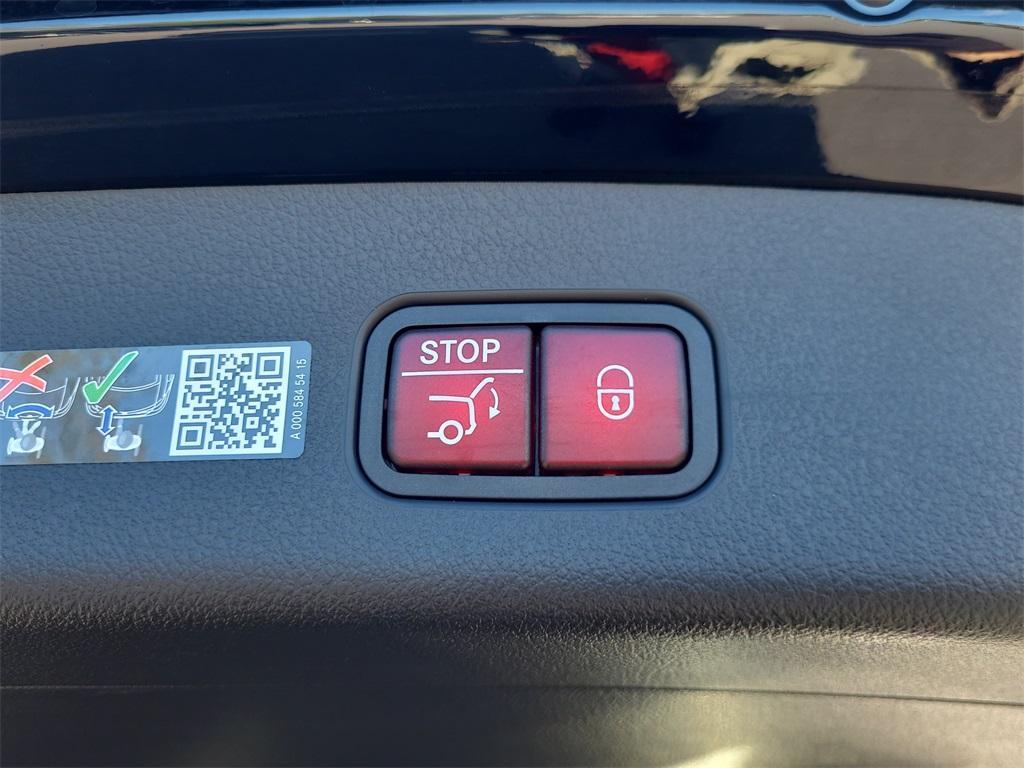 new 2026 Mercedes-Benz GLC 300 car, priced at $58,450