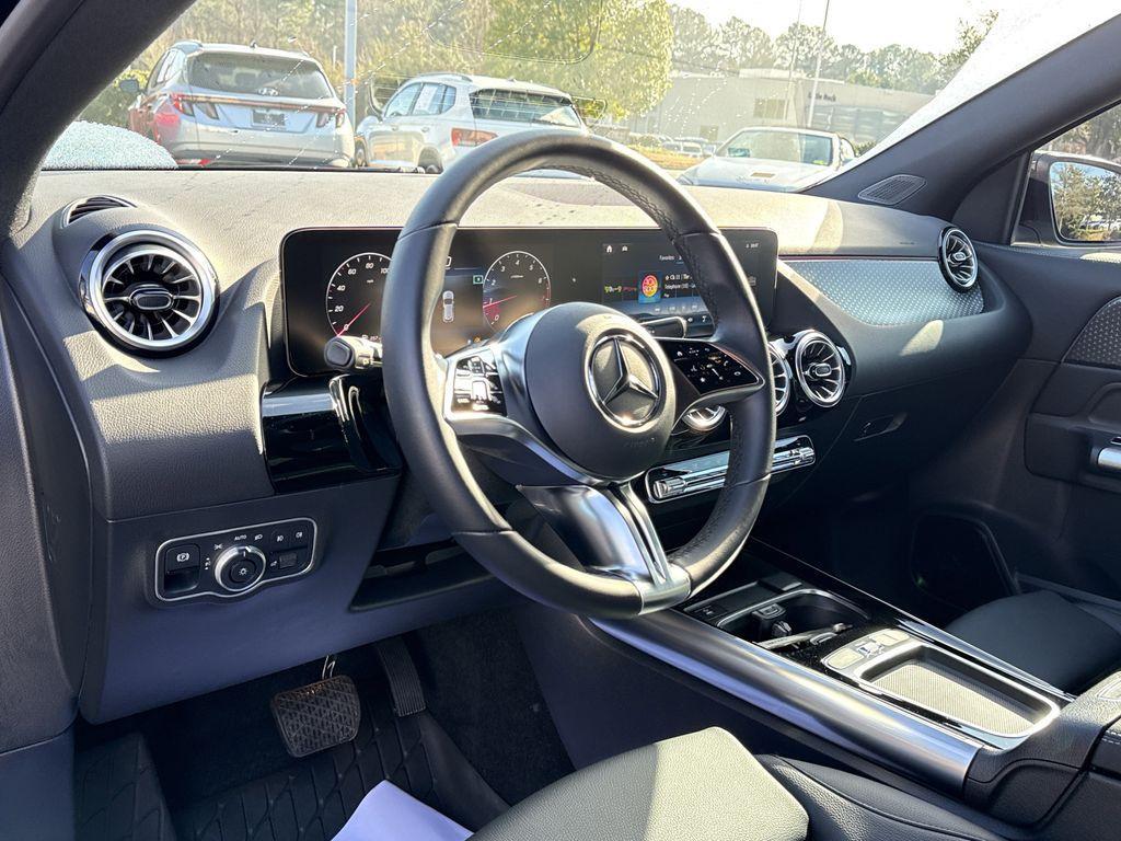 used 2025 Mercedes-Benz GLA 250 car, priced at $39,050