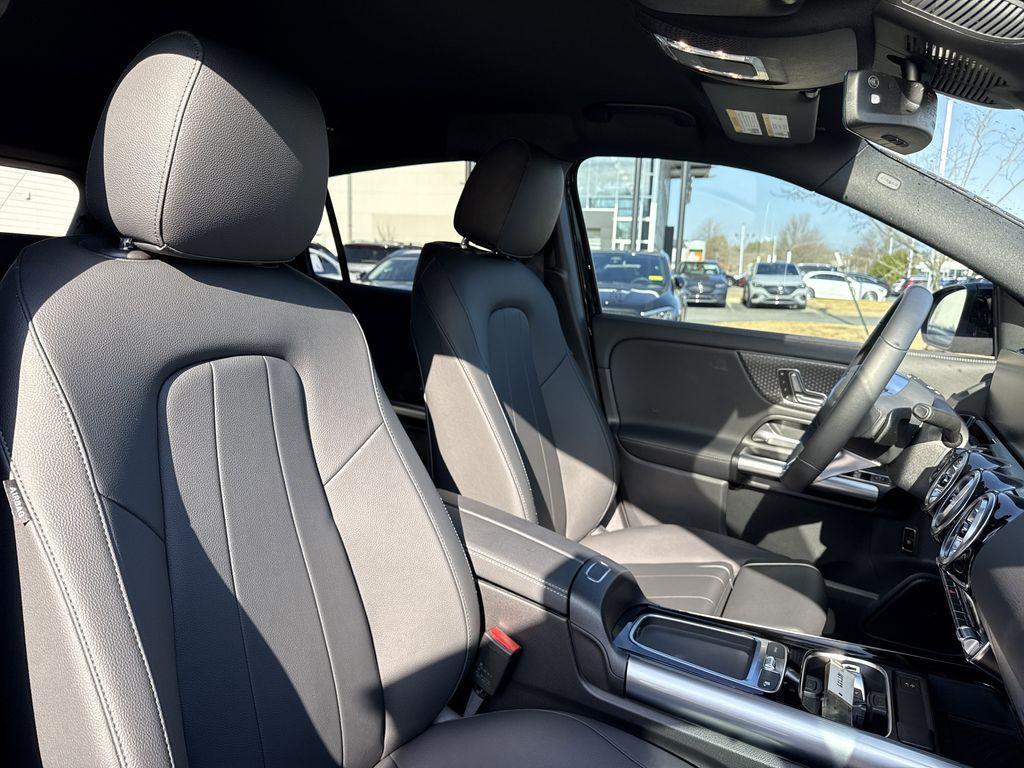 used 2025 Mercedes-Benz GLA 250 car, priced at $39,050